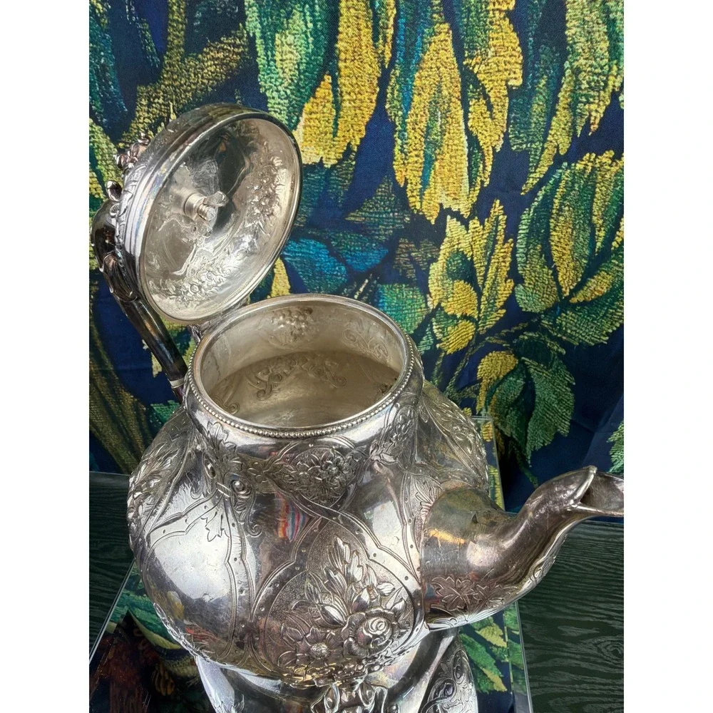 Antique Henry Graves Birmingham Silver Plate Teapot‎ Victorian Repousse Footed